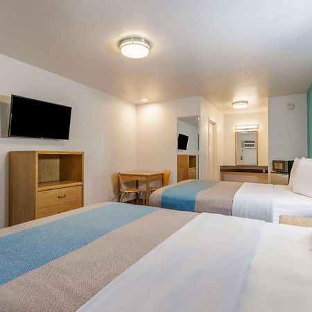Motel 6-Canby, Or エクステリア 写真